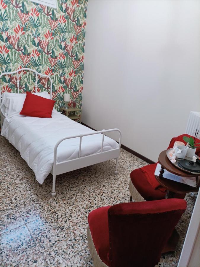 Ca Milene Bed And Breakfast Castellinaldo Exterior foto